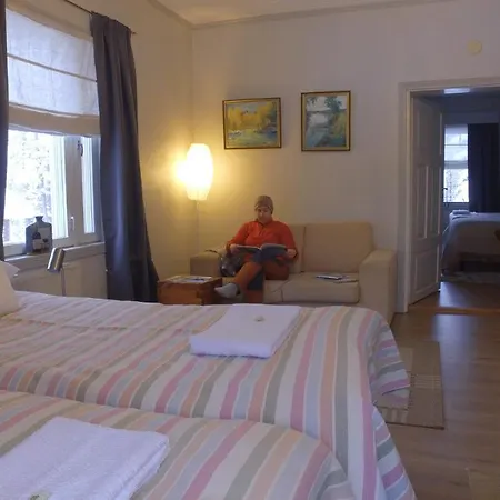 Karkausmaeen Kammari 3* Kinnula