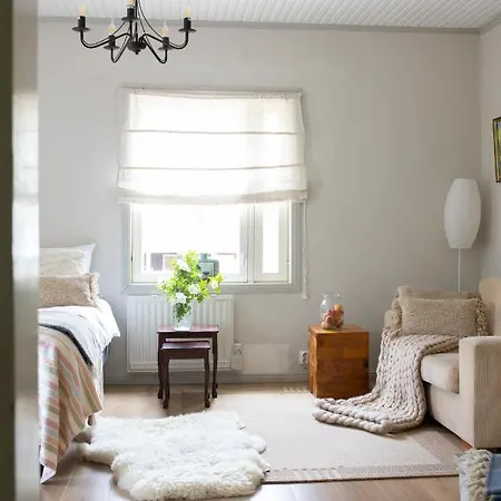 Inn Karkausmaeen Kammari