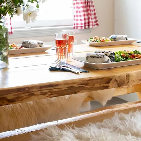 Herberg Karkausmaeen Kammari