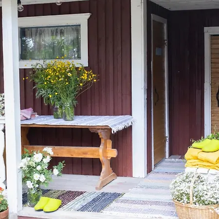 Karkausmaeen Kammari Estalagem 3*